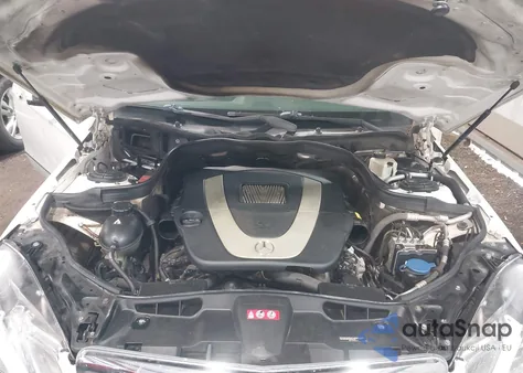 2010 Mercedes-Benz E 350 4Matic из США, поврежденный, VIN WDDHF8HB9AA084052